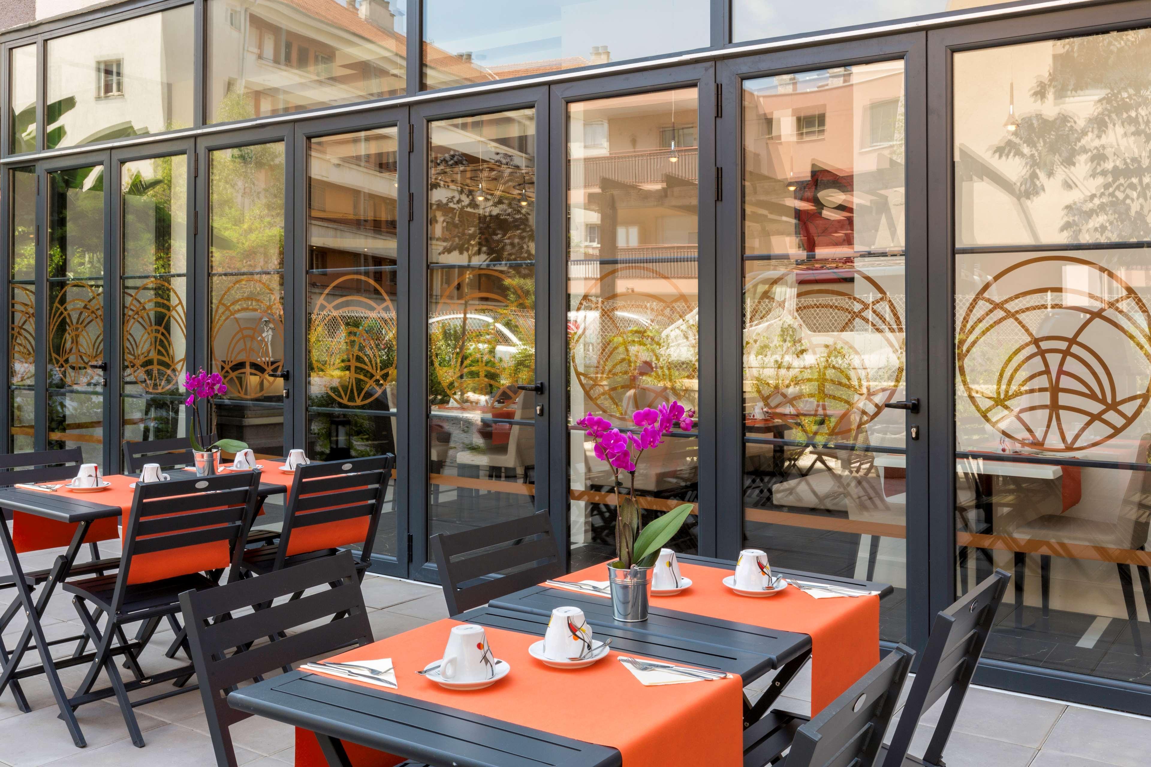 Hotel Western Journel