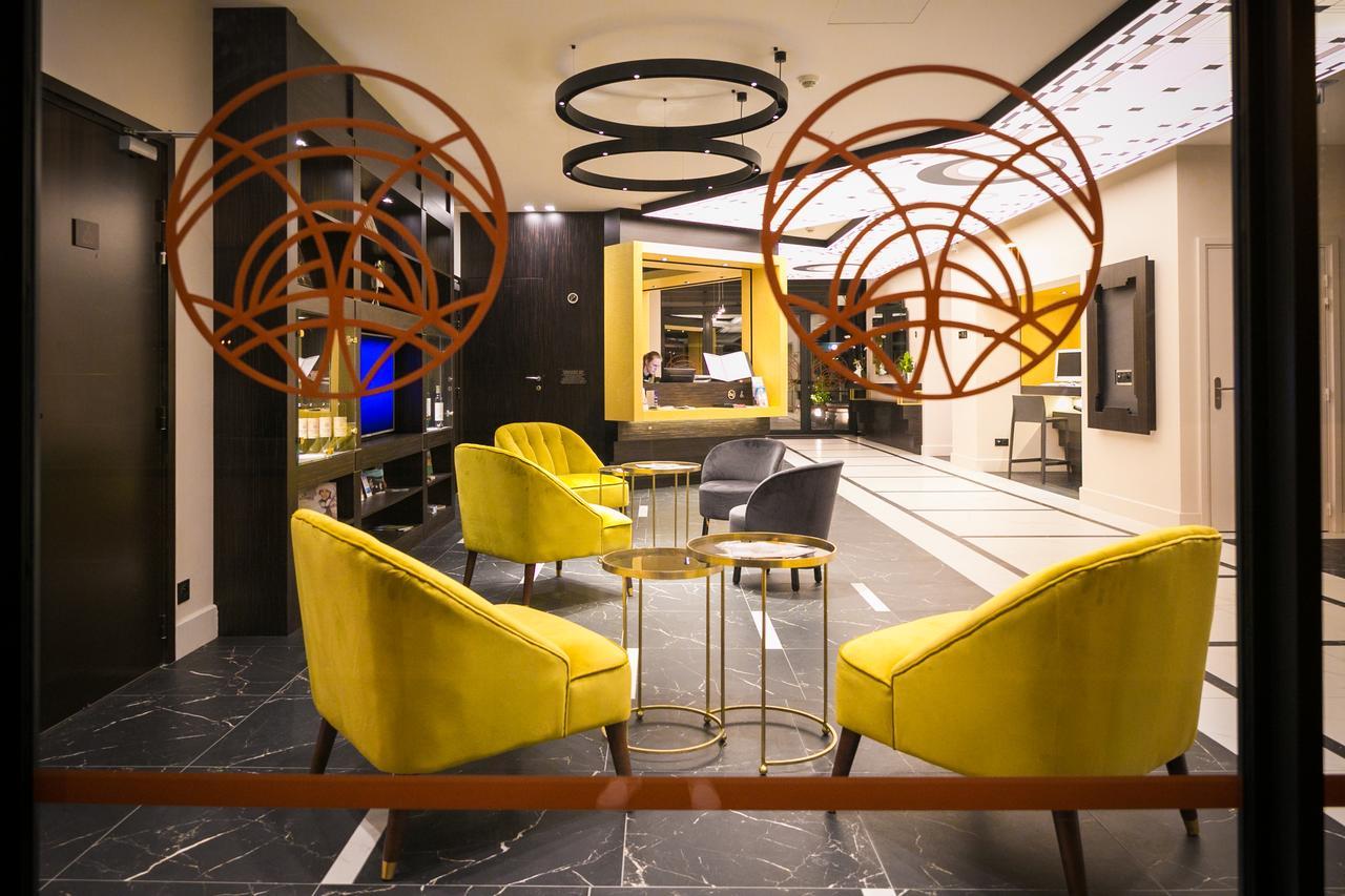 Hotel Western Journel